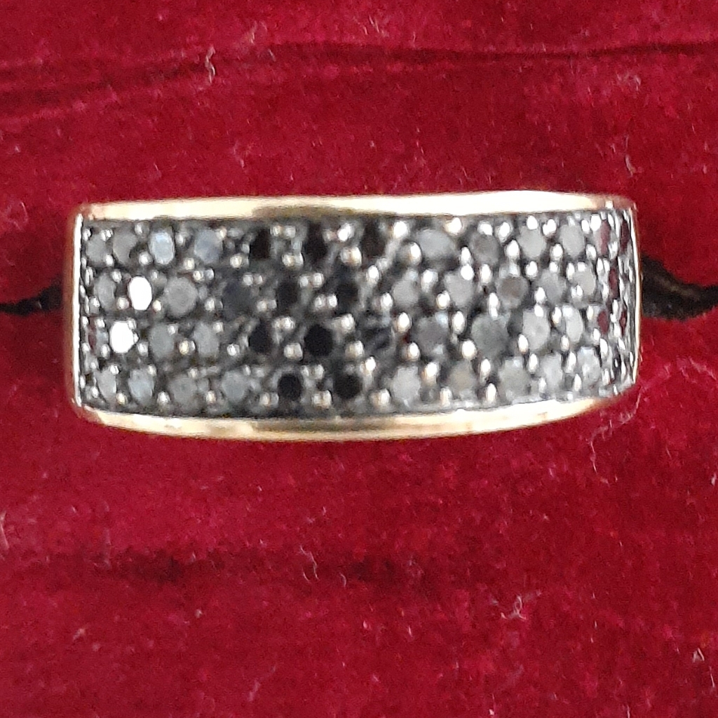 10k Yellow Black Diamond Ring